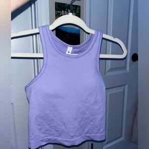 Cropped ebb to street tank